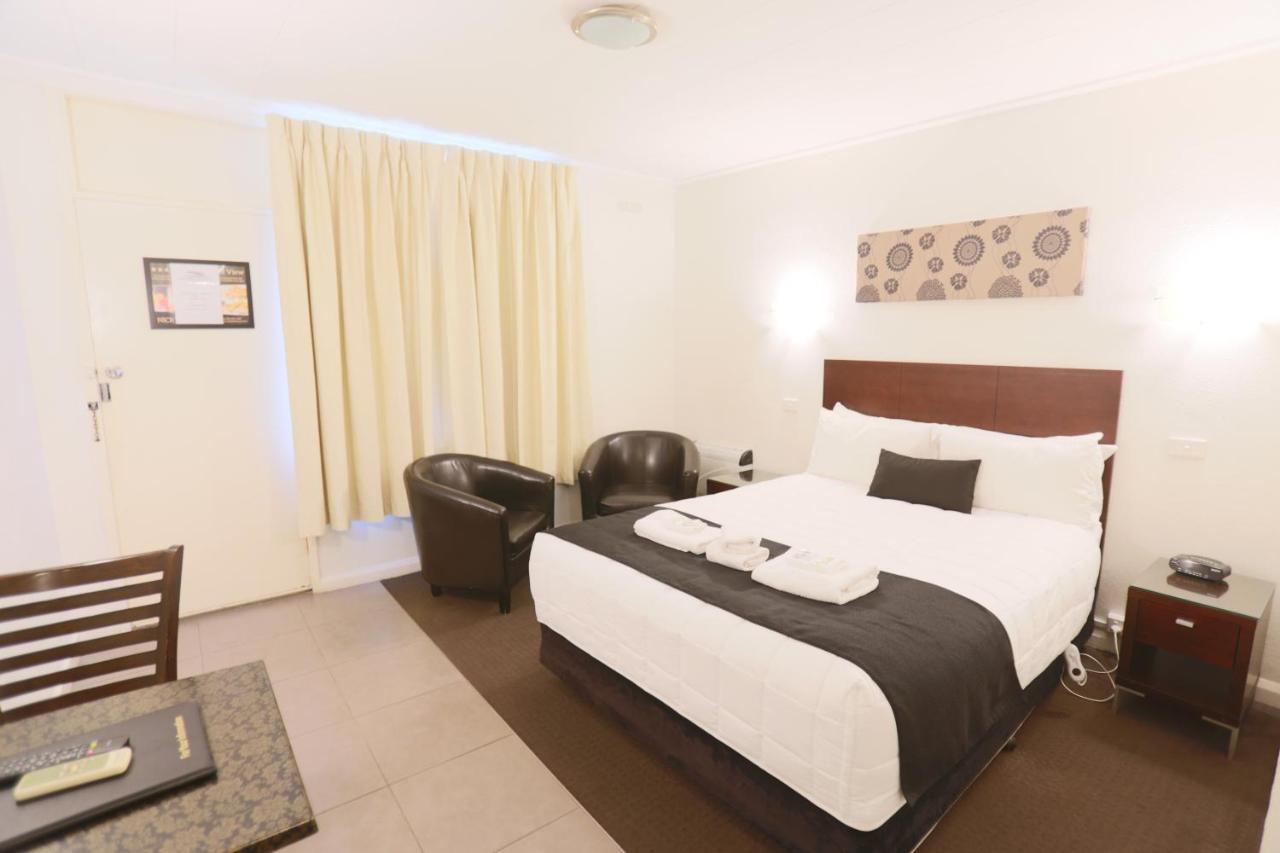 The Esplanade Motel Lakes Entrance Extérieur photo