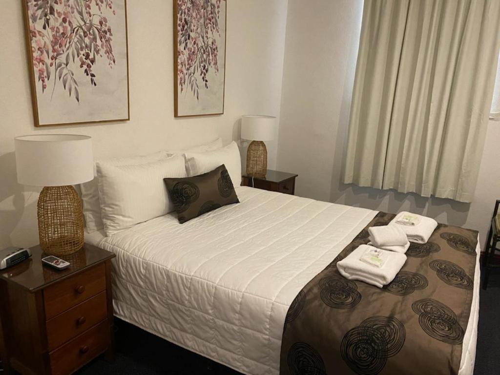 The Esplanade Motel Lakes Entrance Extérieur photo