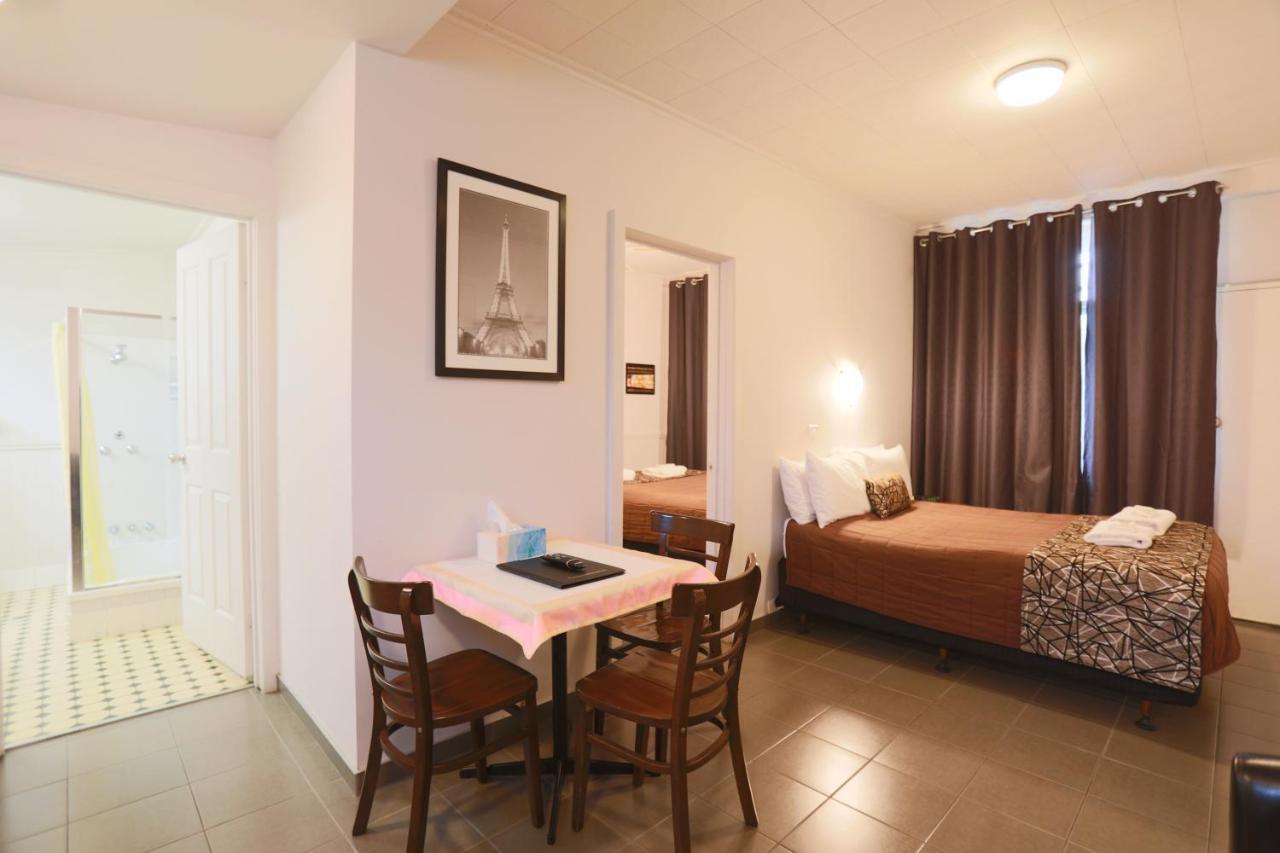The Esplanade Motel Lakes Entrance Extérieur photo
