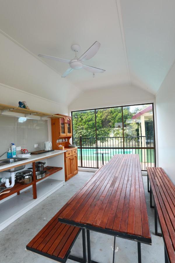 The Esplanade Motel Lakes Entrance Extérieur photo