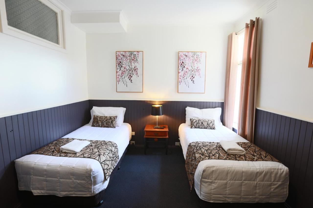 The Esplanade Motel Lakes Entrance Extérieur photo