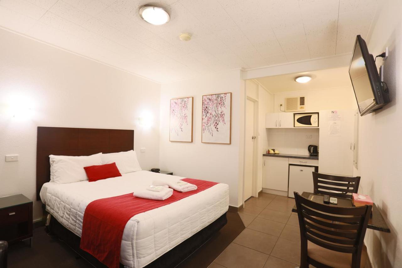 The Esplanade Motel Lakes Entrance Extérieur photo