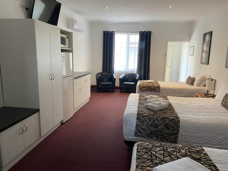 The Esplanade Motel Lakes Entrance Extérieur photo