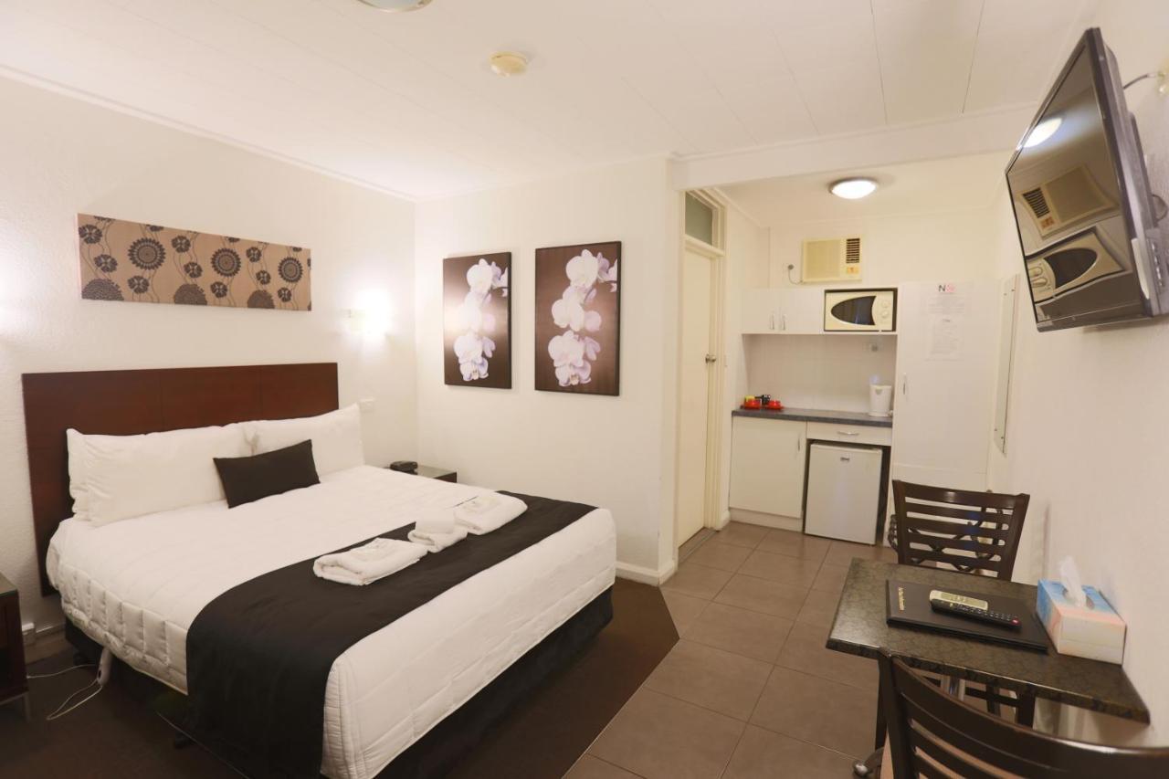 The Esplanade Motel Lakes Entrance Extérieur photo