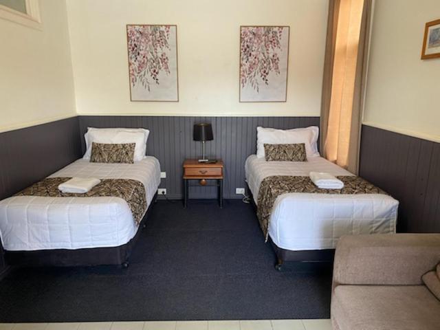 The Esplanade Motel Lakes Entrance Extérieur photo